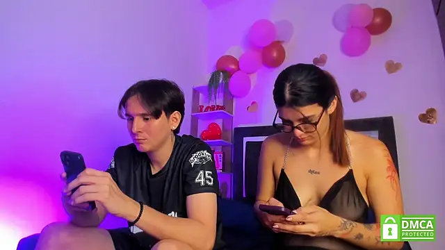 Snapshot of Mariana_and_Ronny chatting on 16, 5, 2026 Mariana and Ronny online show from 16, 5, 2026