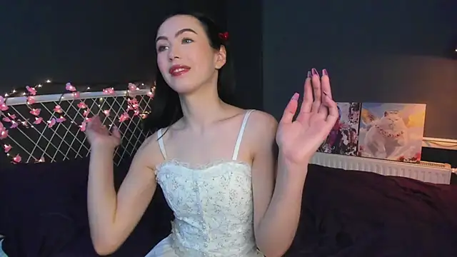 lizaa breeze online show from 2, 4, 2026