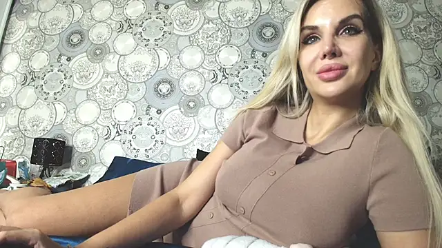 SexyQueenNina online show from 1, 11, 2025