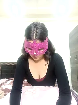 Hottymahi7 online show from 25, 3, 2026