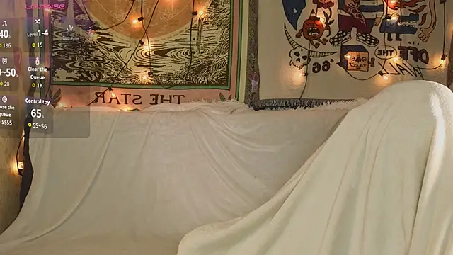 Sparky fox online show from 22, 4, 2026