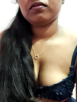 Snapshot of hotmiki chatting on 12, 4, 2026 hotmiki online show from 12, 4, 2026