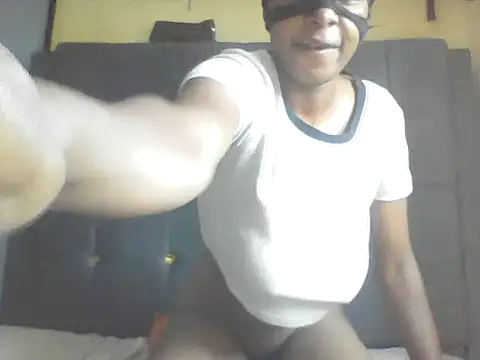 Snapshot of Drippinn_Sauce chatting on 6, 4, 2026 Drippinn Sauce online show from 6, 4, 2026