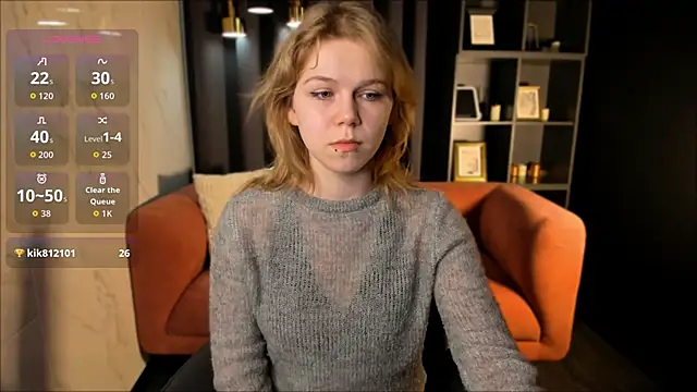Snapshot of ElizabethVane chatting on 11, 4, 2026 ElizabethVane online show from 11, 4, 2026