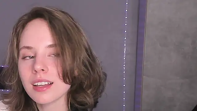 CrystaLeah online show from 21, 3, 2026