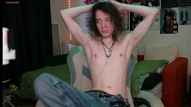 Tomboysex online show from 19, 3, 2026