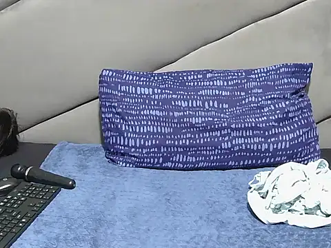 Melitaxx online show from 6, 4, 2026