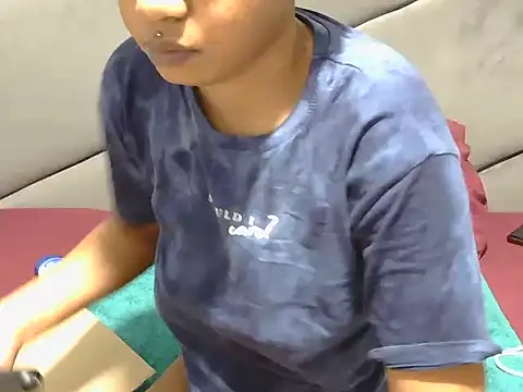 Melitaxx online show from 10, 4, 2026