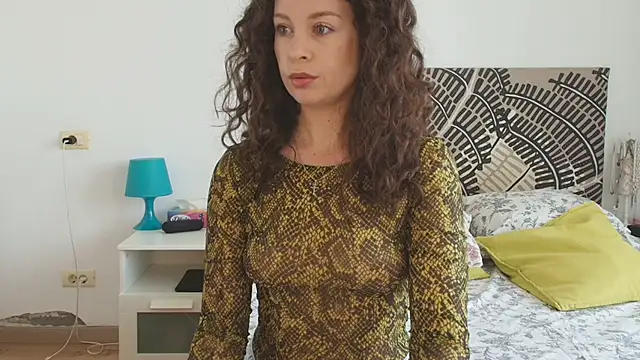 Snapshot of IreneBlue_ chatting on 28, 5, 2026 IreneBlue online show from 28, 5, 2026