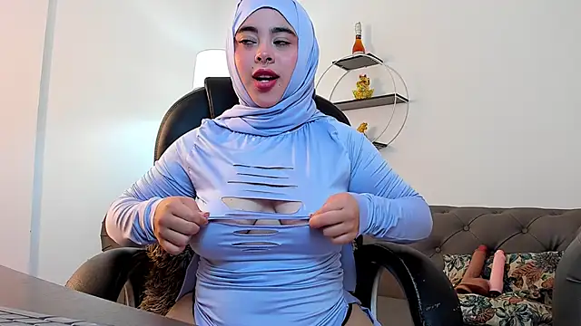 Snapshot of adahara__cute chatting on 6, 4, 2026 adahara cute online show from 6, 4, 2026