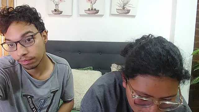 Snapshot of naughtycouplex_ chatting on 2, 4, 2026 naughtycouplex online show from 2, 4, 2026