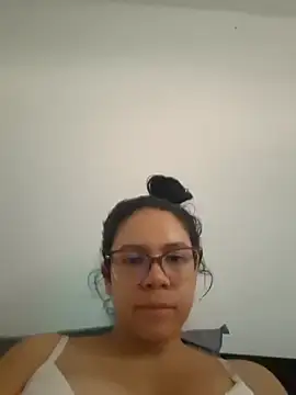 Aila Phone online show from 14, 4, 2026