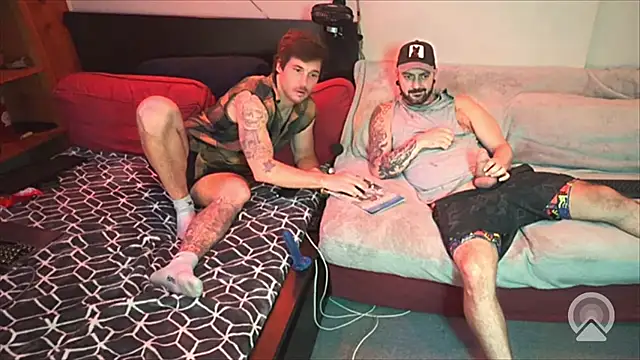 Tucker pdmax online show from 18, 4, 2026