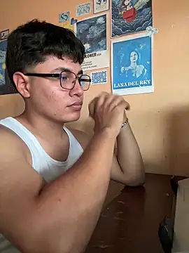 Snapshot of Erickckk chatting on 16, 3, 2026 Erickckk online show from 16, 3, 2026