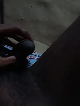 kingcouple89 online show from 12, 4, 2026