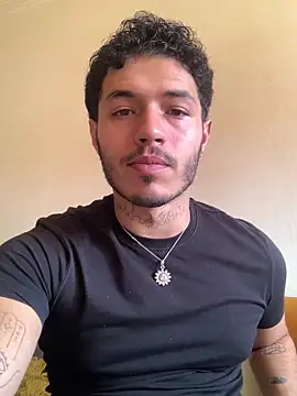 Snapshot of Thewildaliii0 chatting on 13, 6, 2026 Thewildaliii0 online show from 13, 6, 2026
