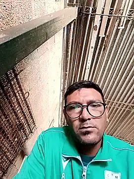 Luquitasfire online show from 28, 4, 2026