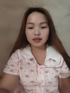 Snapshot of Mina_xYx chatting on 26, 5, 2026 Mina xYx online show from 26, 5, 2026