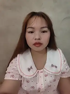 Snapshot of Mina_xYx chatting on 27, 5, 2026 Mina xYx online show from 27, 5, 2026
