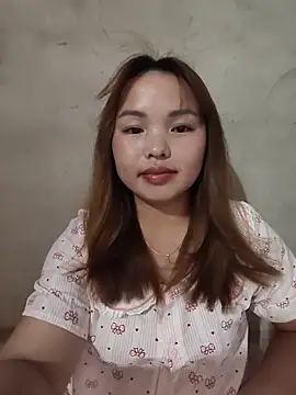 Snapshot of Mina_xYx chatting on 6, 6, 2026 Mina xYx online show from 6, 6, 2026