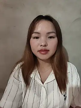 Snapshot of Mina_xYx chatting on 28, 6, 2026 Mina xYx online show from 28, 6, 2026