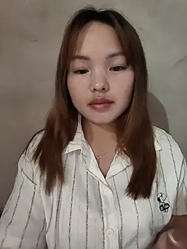 Snapshot of Mina_xYx chatting on 8, 7, 2026 Mina xYx online show from 8, 7, 2026