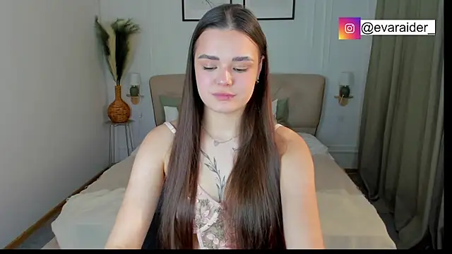 EvaRaider online show from 30, 3, 2026