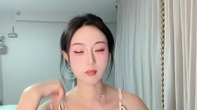 Snapshot of 1X-yiyi chatting on 15, 6, 2026 1X-yiyi online show from 15, 6, 2026
