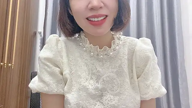 Ryo-Jisoo online show from 23, 4, 2026