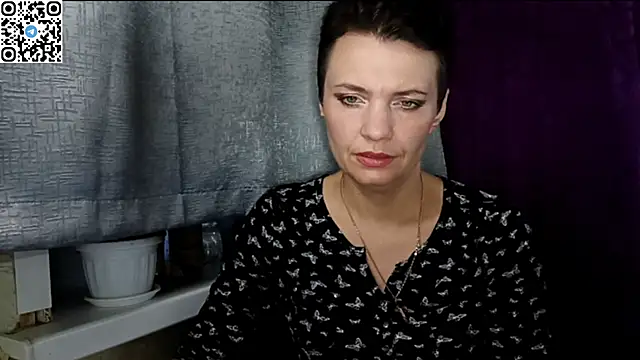 Snapshot of HotMamaQueen234 chatting on 14, 5, 2026 HotMamaQueen234 online show from 14, 5, 2026
