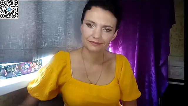 Snapshot of HotMamaQueen234 chatting on 27, 6, 2026 HotMamaQueen234 online show from 27, 6, 2026