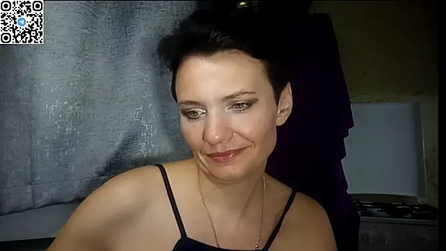 Snapshot of HotMamaQueen234 chatting on 2, 7, 2026 HotMamaQueen234 online show from 2, 7, 2026