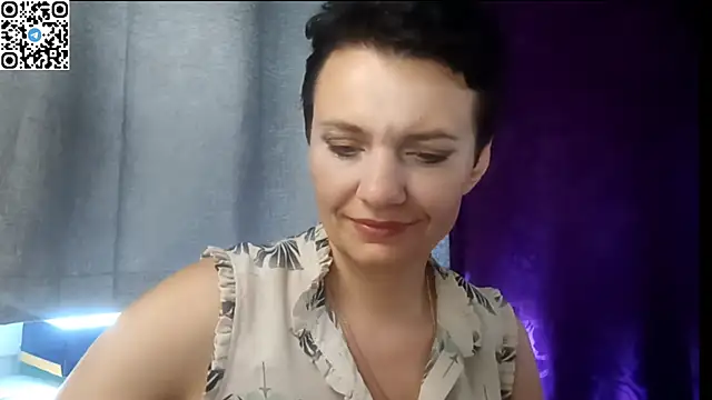 Snapshot of HotMamaQueen234 chatting on 19, 7, 2026 HotMamaQueen234 online show from 19, 7, 2026