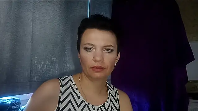 Snapshot of HotMamaQueen234 chatting on 31, 7, 2026 HotMamaQueen234 online show from 31, 7, 2026