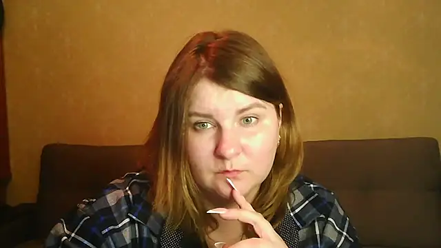 Snapshot of Minisstra chatting on 7, 4, 2026 Minisstra online show from 7, 4, 2026
