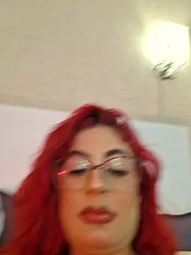 Scarlet Evanss  online show from 15, 4, 2026
