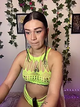 Snapshot of chloe_evans0 chatting on 31, 5, 2026 chloe evans0 online show from 31, 5, 2026