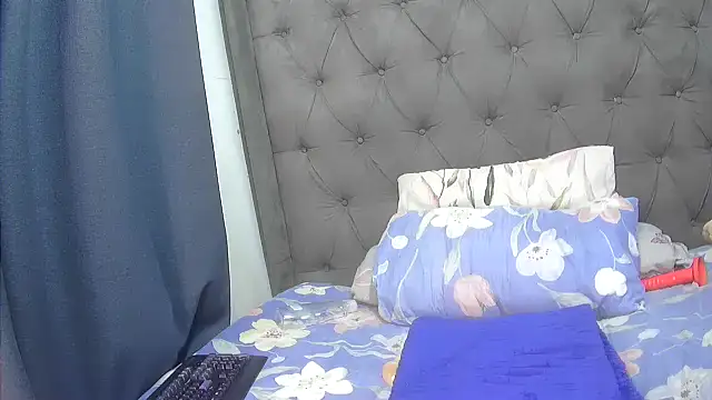 Sexy-Dinamy online show from 17, 4, 2026