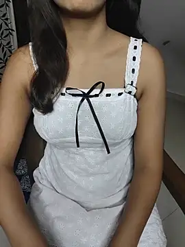 Snapshot of myra77 chatting on 15, 6, 2026 myra77 online show from 15, 6, 2026