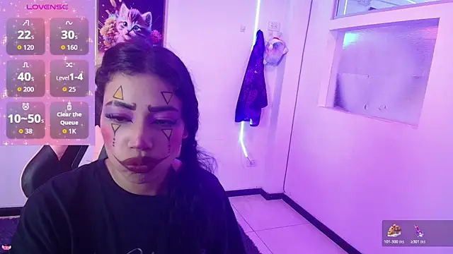 AryahMoonn online show from 28, 4, 2026