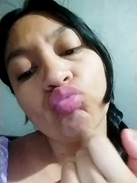 Snapshot of LatinSquirtBaby chatting on 16, 6, 2026 LatinSquirtBaby online show from 16, 6, 2026