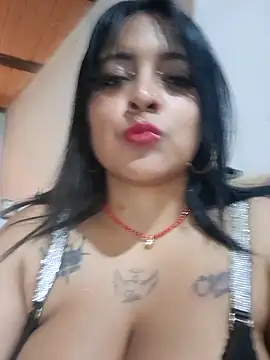 Sarah-917 online show from 22, 4, 2026