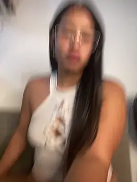 Snapshot of lucirganaxxx chatting on 27, 3, 2026 lucirganaxxx online show from 27, 3, 2026