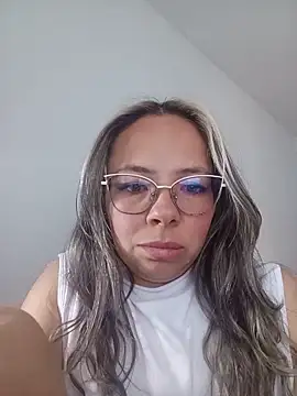 Snapshot of Sammy_2-4 chatting on 18, 6, 2026 Sammy 2-4 online show from 18, 6, 2026