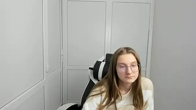 Mia kristal online show from 27, 3, 2026