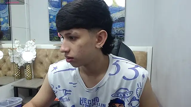Snapshot of AdrianFranko chatting on 21, 5, 2026 AdrianFranko online show from 21, 5, 2026
