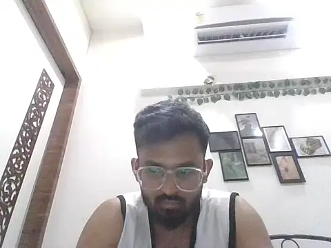 Snapshot of aryaka1303 chatting on 11, 5, 2026 aryaka1303 online show from 11, 5, 2026
