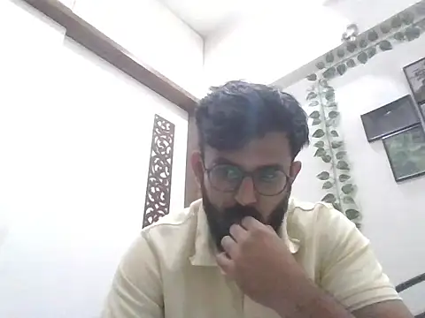 Snapshot of aryaka1303 chatting on 1, 7, 2026 aryaka1303 online show from 1, 7, 2026
