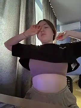 charmingggirl online show from 3, 4, 2026