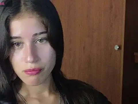 Snapshot of Bella_Goddess_ chatting on 20, 6, 2026 Bella Goddess online show from 20, 6, 2026